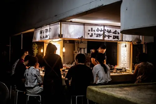 Marc曾經在鹽埕第一公有零售市場內登場內,開設小店面「小鉢洋食」,當時就已一炮而紅。(圖/Marc L³提供) ▲Marc曾經在鹽埕第一公有零售市場內登場內,開設小店面「小鉢洋食」,當時就已一炮而紅。(圖/Marc L³提供)