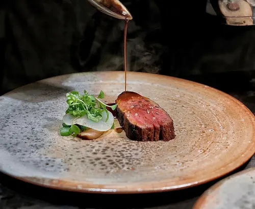 記者也曾搶位並實際開箱Marc L³ ,各項表現都令人驚艷。(圖/記者葉盛耀攝) ▲記者也曾搶位並實際開箱Marc L³ ,包含菜色在內各項表現都令人驚艷。(圖/記者葉盛耀攝)