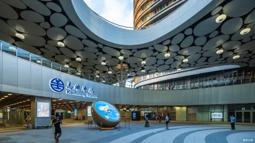 ▲立有建築新案「立有迎新」緊鄰高雄新站，隨著高雄新站設施陸續開放啟用，加上高鐵路線確定採用高雄路線，車站特區也成為未來發展矚目亮點。（圖／立有建築提供）