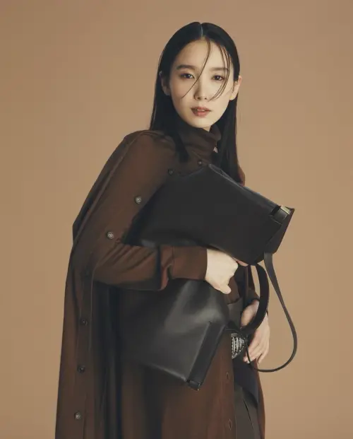 ▲飯豐萬理江（如圖）是高橋一生的老婆。（圖／飯豐萬理江IG）