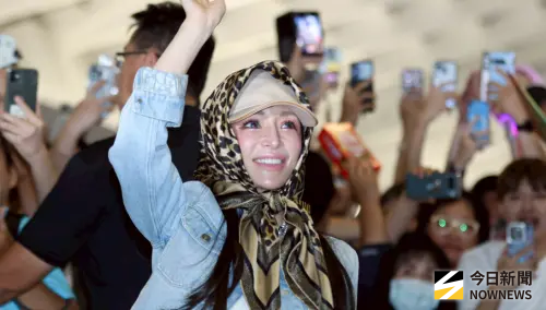 ▲濱崎步睽違17年現身桃機，演唱會前夕氣氛火熱備受期待。（圖／記者朱永強攝）