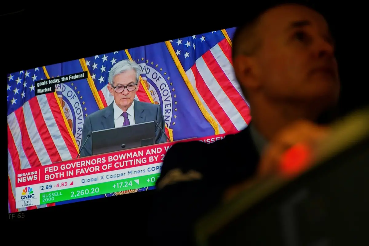 ▲ 美國聯準會（Fed）18日凌晨宣布降息1碼。財經作家狄驤分析，認為可能會出現看壞經濟的軋空行情。（示意圖／美聯社／達志影像）