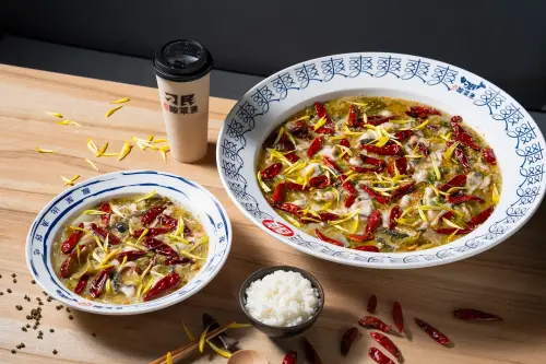 刁民酸菜魚個人餐348元！兩個人便宜點法分享：台北兩店新菜單曝
