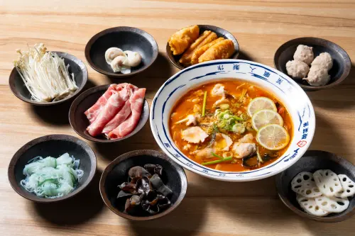 刁民酸菜魚個人餐348元!兩個人便宜點法分享:台北兩店新菜單曝 ▲刁民酸菜魚台北信義店與松仁店,除了個人獨享盆還有3款新品搶先開吃。(圖/刁民酸菜魚提供)