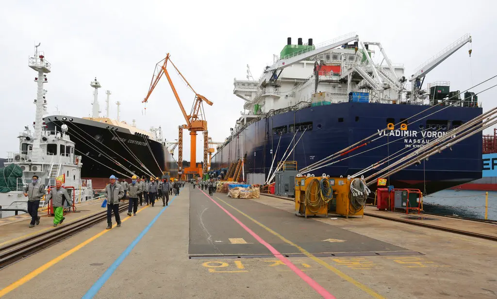 ▲韓國與美國關稅談判關鍵在造船業的鉅額投資。圖為韓國韓華集團（Hanwha Group）旗下大宇造船公司。（圖／美聯社／達志影像）