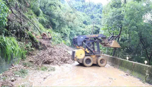 暴雨炸台中！咕嚕咕嚕大軍再出動　盧秀燕：劇烈天氣不能怪氣象署
