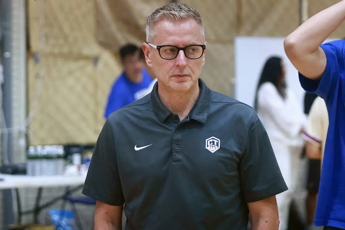 ▲圖奇談到選擇過程表示很艱難，這是與所有教練、制服組成員一起做出的決定，也選出最適合的陣容，圖奇對沒有入選的4位球員表示很遺憾，也點名富邦勇士「六邊形戰士」周桂羽是他執教過最好的球員。（圖／記者葉政勳攝，2025.07.31）