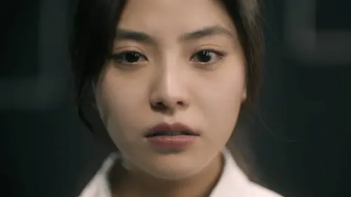 ▲若盈(如圖)與前男友Ian曾一同出演MV,被不少網友認為她中了「歌詞魔咒」。(圖/翻攝自艾怡良YouTube) ▲若盈(如圖)與前男友Ian曾一同出演MV,被不少網友認為她中了「歌詞魔咒」。(圖/翻攝自艾怡良YouTube)