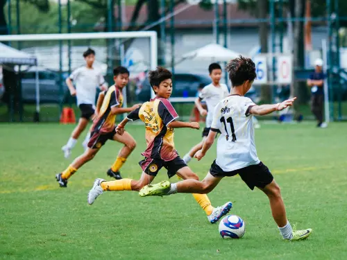 陳柏翰(右一)出色盤帶與突破能力斬獲兩球。(圖/柏文事業提供) ▲陳柏翰(右一)出色盤帶與突破能力斬獲兩球。(圖/柏文事業提供)