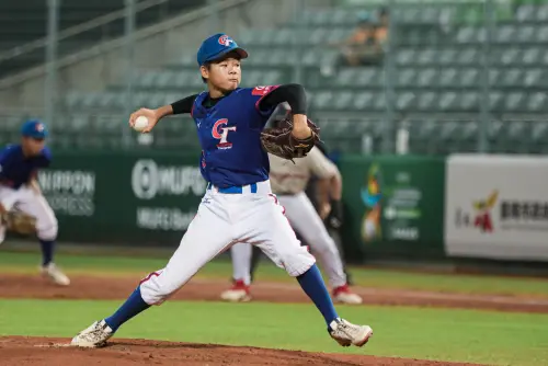 中華隊謝承濬此役臨危受命中繼1.2局無失分。(圖/中華棒協提供) ▲中華隊謝承濬此役臨危受命中繼1.2局無失分。(圖/中華棒協提供)