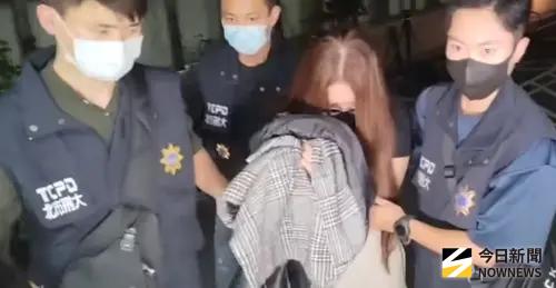震驚全台虐童案！剴剴生母劉女潛逃三年遭逮　落網遮臉不發一語
