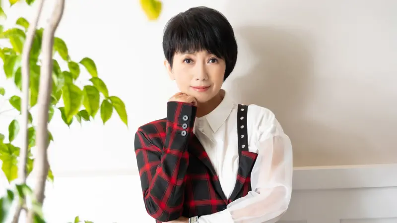 玉女歌手周思潔控音樂教父小蟲違約！求償600萬　一審結果出爐
