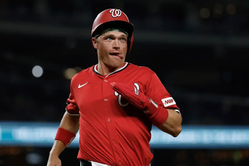 ▲洛杉磯道奇於美國時間7月31日（台灣時間8月1日）與華盛頓國民隊達成交易，獲得30歲外野手寇爾（Alex Call）。寇爾本季為國民出賽，打擊率為.274。（圖／美聯社／達志影像）