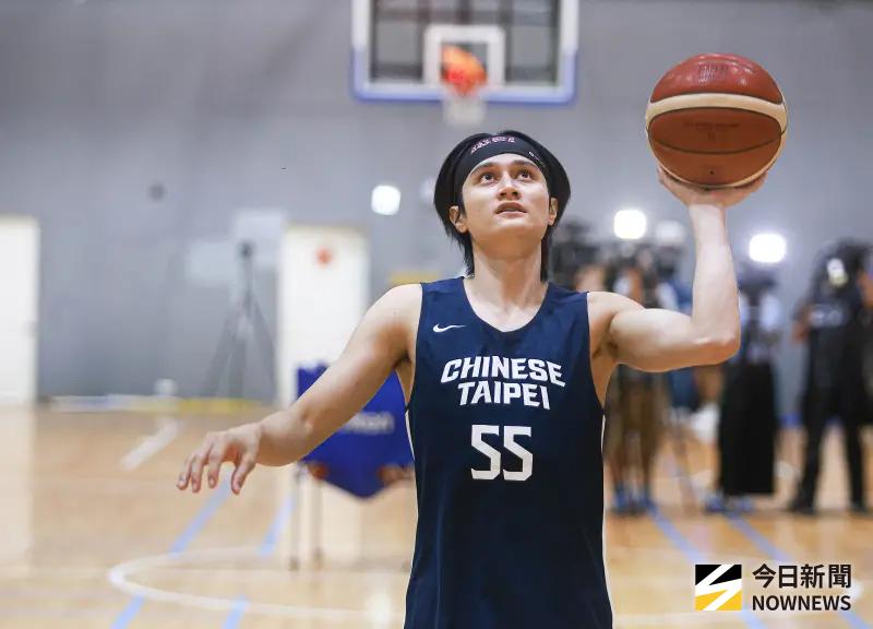 ▲中華籃協日前公布世界盃資格賽對日本的16人與24人名單，其中桃園台啤永豐雲豹雙星高錦瑋與林信寬最終未出現在16人名單之中，引發廣大球迷關注。（圖／記者葉政勳攝 ,2025.07.31）