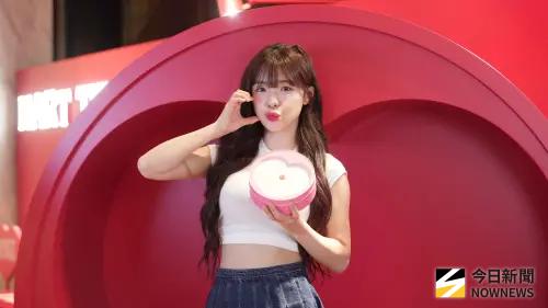 ▲李多慧今日出席與大勢韓團IVE聯名的韓國知名提拉米蘇品牌活動。（圖／記者張一笙攝）