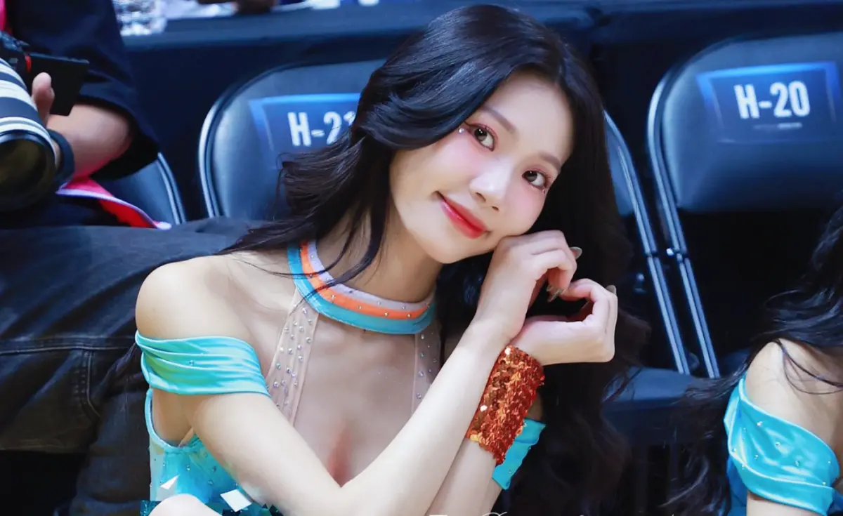 ▲啦啦隊女神夏芝（如圖）自爆曾遭前老闆伸狼爪，被逼深夜祕密練舞，前老闆還播電影《色戒》，想試探夏芝能接受的尺度到哪。（圖／夏芝IG@acat0324）