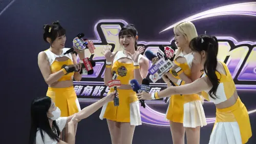 ▲中信兄弟Passion Sisters韓援四本柱首度合體，4人展現好交情，開玩笑地用肉麻方式自我介紹。（圖／記者陳云茹攝）