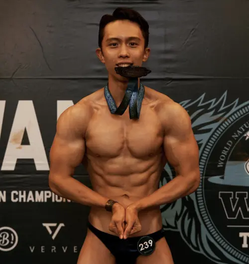 ▲孫安佐早在2022年就參加健美賽並拿下第4名,如今轉任教練延續熱愛。(圖/@sun_gojo99 IG) ▲孫安佐早在2022年就參加健美賽並拿下第4名,如今轉任教練延續熱愛。(圖/@sun_gojo99 IG)