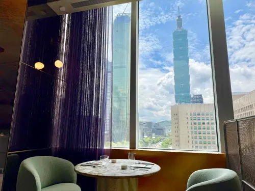 星巴克,全台最大星巴克,Dream Plaza,Siren's Lounge,尊榮體驗區,江振誠 ▲(圖/記者蕭涵云攝)