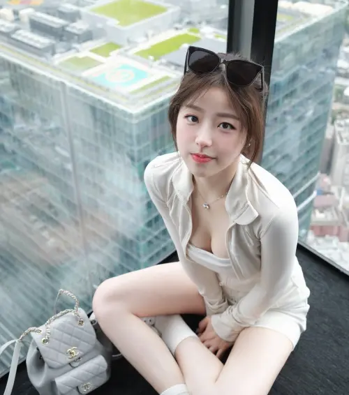 ▲柳柳遭指控密戀已婚富二代。(圖/翻攝自柳柳IG @yuxyndi) ▲柳柳遭指控密戀已婚富二代。(圖/翻攝自柳柳IG @yuxyndi)