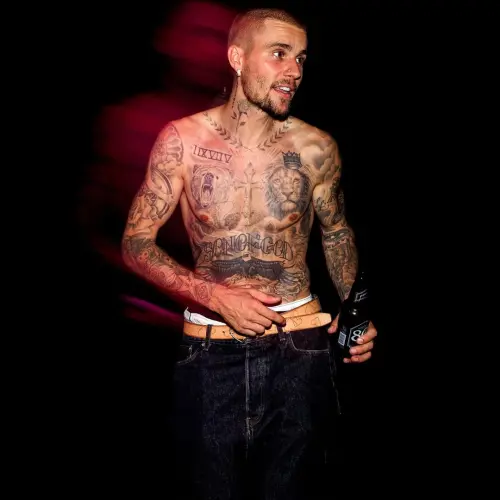 ▲小賈斯汀也因罹患萊姆病，一度被認為吸食毒品。（圖／翻攝自小賈斯汀IG @lilbieber）