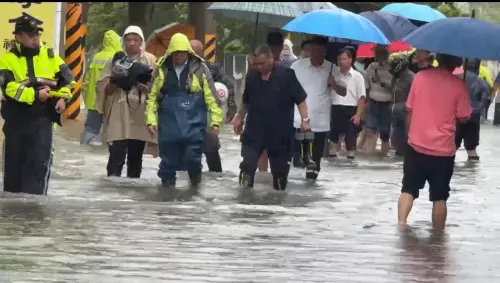水淹南台灣將近一個月　謝龍介問賴清德：記得自己說過同島一命？

