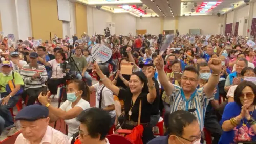 台中第三選區反罷升溫 楊瓊瓔獲跨黨派力挺 ▲「反惡罷」後援會成立大會,現場湧入逾2000人,展現強大在野團結氣勢。(圖/楊瓊瓔提供2025.8.2)