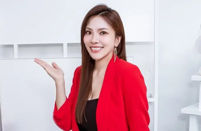 ▲小優在今年2月爆出大嘴巴事件，造謠胡瓜與宋羽葤緋聞後被封殺，之後她轉戰直播，昨（1）日她在IG透露直播的辛苦，還自爆被嗆坐著就能賺，不忍了直接反擊：你可以試試看。（圖／小優IG）