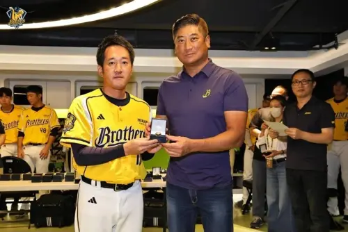 台灣大賽G5／兄弟陷絕境！　老闆辜仲諒金句再被提起：別人學不走
