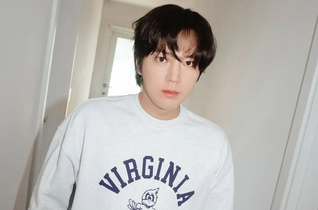 ▲張根碩今（4）日迎來38歲了，他在2009年以《原來是美男》爆紅，還被稱為「亞洲王子」，但沒想到他去年突自爆在2003年被診斷出癌症，讓外界都非常驚訝，好在張根碩現已康復，並簽約新公司，即將重新出發。（圖／張根碩IG）