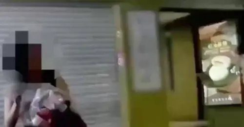 疑精神不穩？西門町出現26歲女持美工刀街頭揮舞　警強制送醫治療
