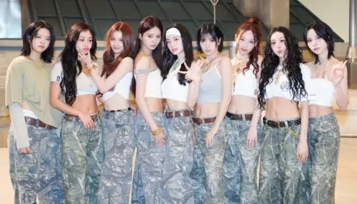 TWICE首登Lollapalooza！火辣獻唱22首歌　粉絲嗨喊：根本演唱會
