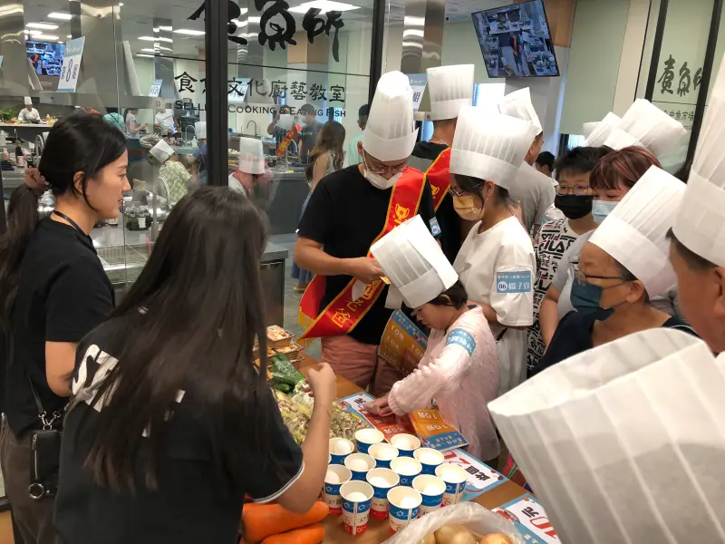 「烏矸仔ㄟ秘密」親子料理　秀出在地食材好味道