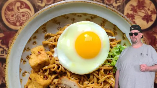 ▲阿舍食堂「流星拌麵紅油擔擔口味」已經連續3年成為台灣最強泡麵第一名。(圖/YT@The Ramen Rater) ▲阿舍食堂「流星拌麵紅油擔擔口味」已經連續3年成為台灣最強泡麵第一名。(圖/YT@The Ramen Rater)