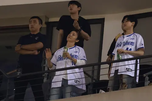 ▲SUPER JUNIOR-D&E銀赫、東海本戰賽後將登台開唱。（圖／記者葉政勳攝 ,2025.08.03）