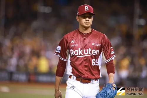 ▲樂天桃猿黃子鵬本季狀況不盡理想，僅拿下4勝7敗，防率率4.78（圖／記者葉政勳攝 ,資料照）