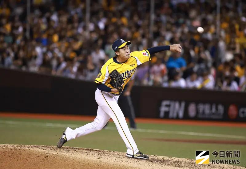 ▲中信兄弟現階段牛棚僅呂彥青1位左投，總教練平野惠一坦言非常煩惱。（圖／記者葉政勳攝 ,資料照）