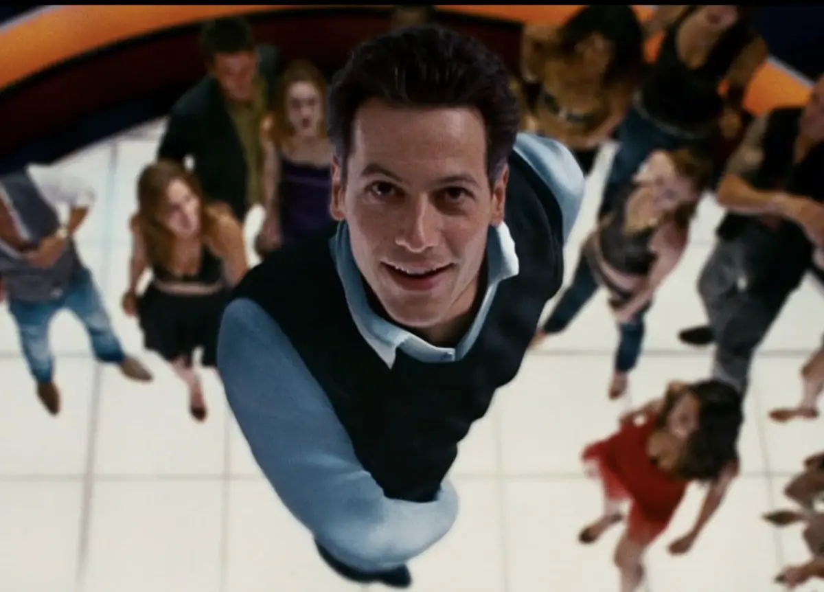 ▲2005年版「驚奇先生」尤恩葛魯飛（中）是公認「顏值最高」版本的《驚奇4超人》主角之一，卻沒有因為片子票房開紅盤而大紅。反而評價、票房都最差的2015年版《驚奇4超人》的主角邁爾斯泰勒，因演到《捍衛戰士：獨行俠》，行情往上飆升。（圖／摘自IMDb）