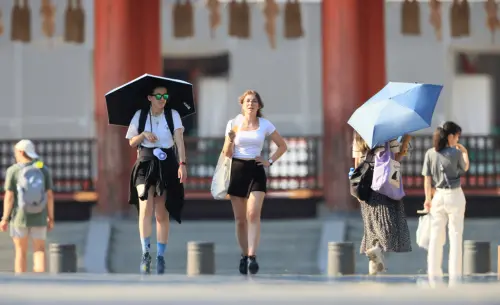影／東京熱到暈半天24人中暑！日本創史上最熱7月　今多地逼40度

