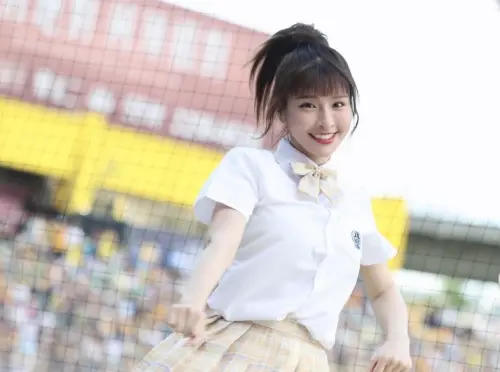 啦啦隊女神峮峮超搶手！主持節目又拍戲　本月還要現身大巨蛋應援
