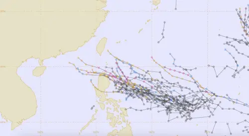 ▲熱帶系統或熱帶性低氣壓未來10天可能生成，不過路徑、對台影響還有很大變數。（圖／翻攝自ECMWF）