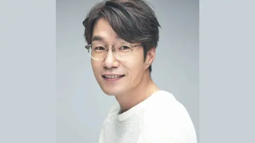 ▲韓國資深演員宋英奎今（4）日驚傳車內驟逝，他生前留下豐富作品與紮實演技，請讀者跟著《NOWNEWS今日新聞》回顧他在《請回答1988》、《斷箭》、《雞不可失》等經典作品中的角色，一同緬懷這位黃金配角的舞台人生。（圖／翻攝自IMDb官網）