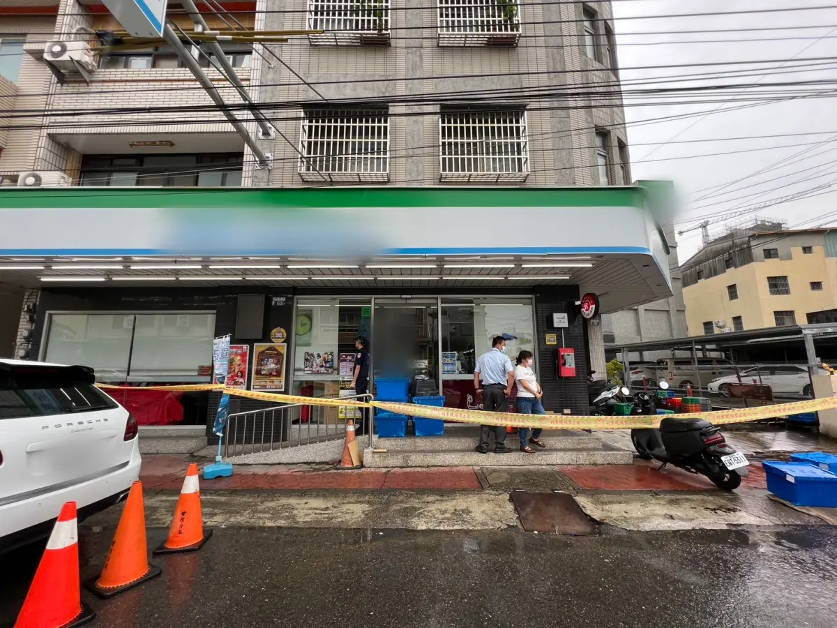▲台中豐原超商一名57歲客人結帳時遭到41歲男子砍殺致死。（圖／民眾提供）