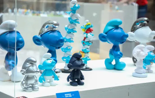 ▲藝術家版本的藍色小精靈。（圖／台中市政府提供，2025.08.04）