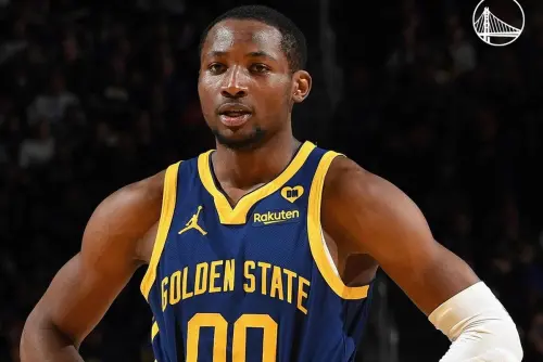 ▲庫明加（Jonathan Kuminga）已飛抵剛果民主共和國首都金沙薩，他與同樣出身剛果的前NBA球員穆迪耶（Emmanuel Mudiay）合照。（圖／取自GS Warriors X）