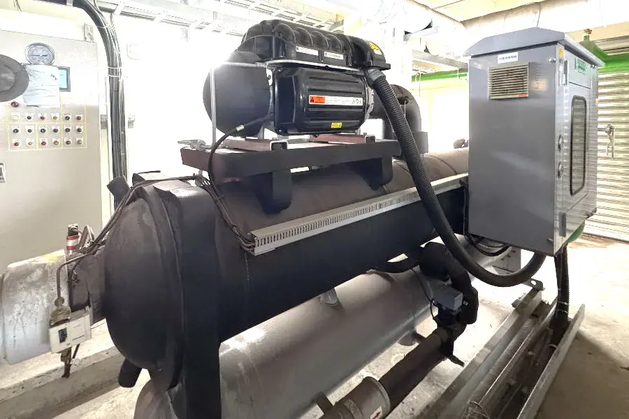 ▲中鋼公司研發自製一級能效磁浮離心式冰水機，以強化企業體質競爭力。(資料照／中鋼公司提供)