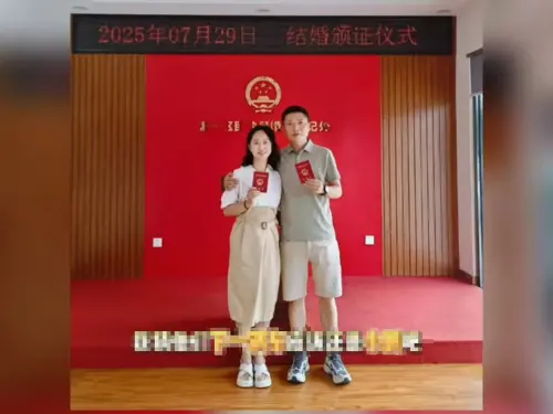 ▲與女友共同經歷生死瞬間後，兩人都覺得應該更加珍惜彼此，回到山西立即領證結婚。（圖／翻攝自微博）