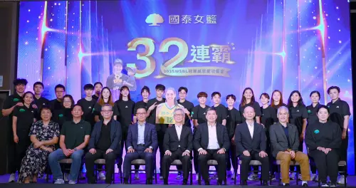 WSBL／國泰奪隊史第19冠！黃鈴娟摘MVP　Cayla錄製影片說「你好」
