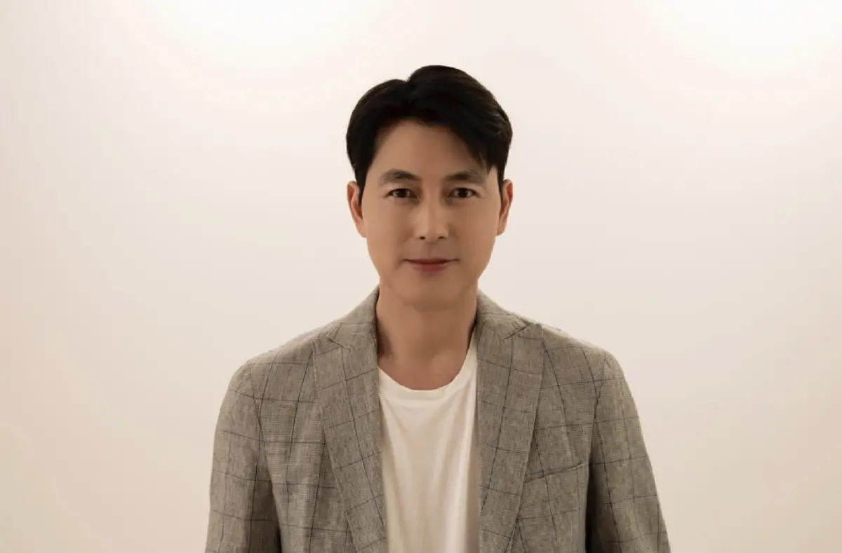 ▲鄭雨盛被揭露和交往多年的正牌女友登記結婚，他因為私生子風暴形象跌谷底，婚訊傳出後，多少有助於重塑正面形象，至少讓外界知道「浪子已經回頭」，有機會從谷底翻身。（圖／摘自鄭雨盛IG）