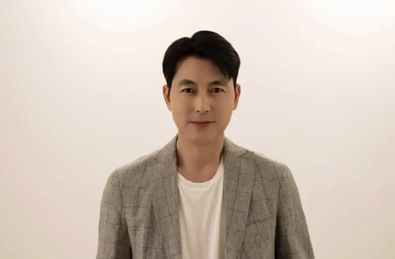 ▲鄭雨盛被揭露和交往多年的正牌女友登記結婚，他因為私生子風暴形象跌谷底，婚訊傳出後，多少有助於重塑正面形象，至少讓外界知道「浪子已經回頭」，有機會從谷底翻身。（圖／摘自鄭雨盛IG）